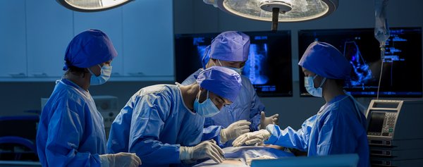 Comment mettre en œuvre une stratégie de monitoring pour les applications cloud-native?