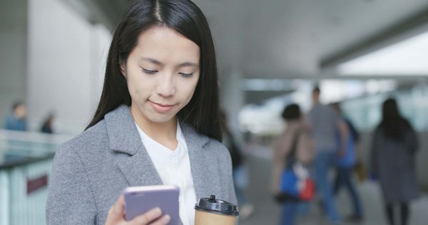 Quel impact le marketing par SMS peut-il avoir sur les ventes d'un site de e-commerce de mode?